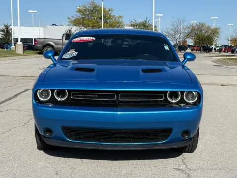 More photos of 2023 Dodge Challenger SXT at Clemons Mitsubishi, NE