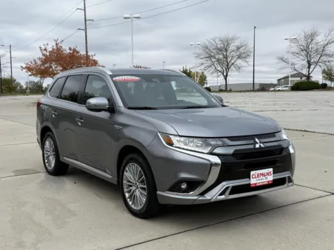 Another view of 2022 Mitsubishi Outlander PHEV SEL for sale in Lincoln, NE at Clemons Mitsubishi