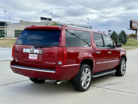 More photos of 2012 Cadillac Escalade ESV Luxury at Clemons Mitsubishi, NE