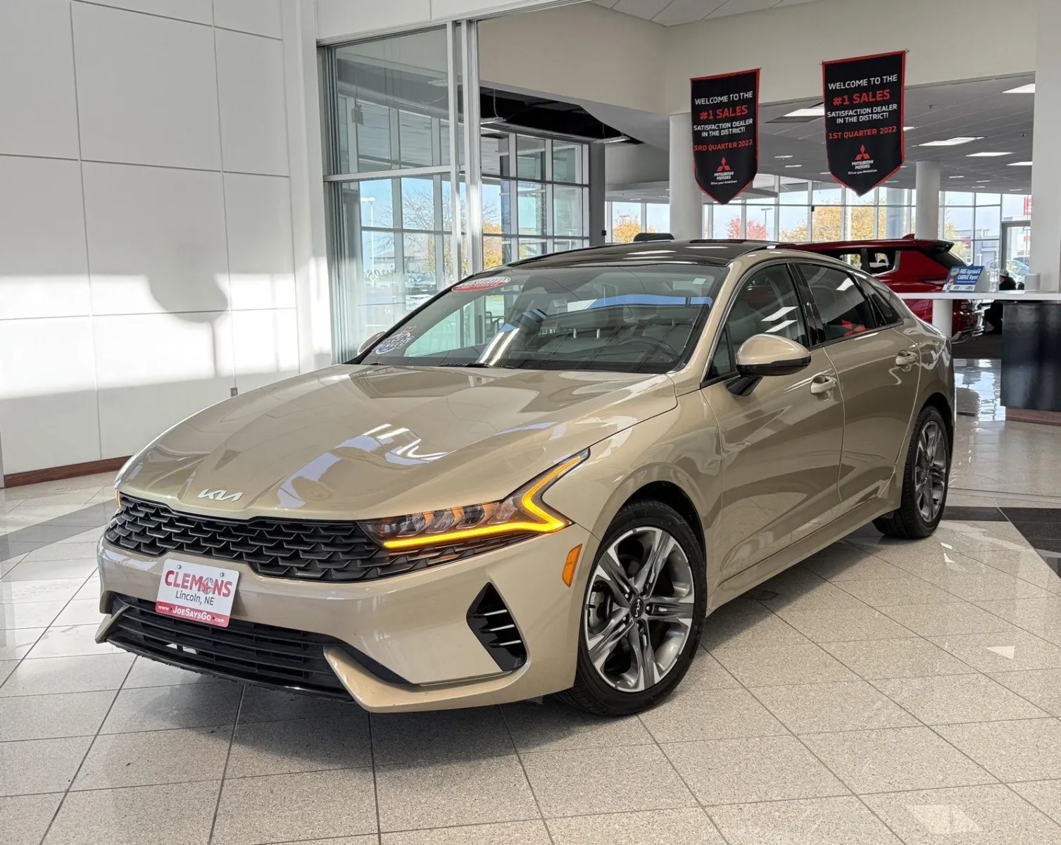 Beige 2022 KIA K5 EX for sale in Lincoln, NE