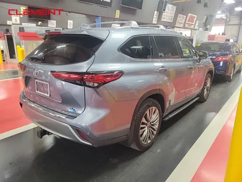 Photos of 2020 Toyota Highlander Platinum for sale in Wentzville, MO at Clement Ford