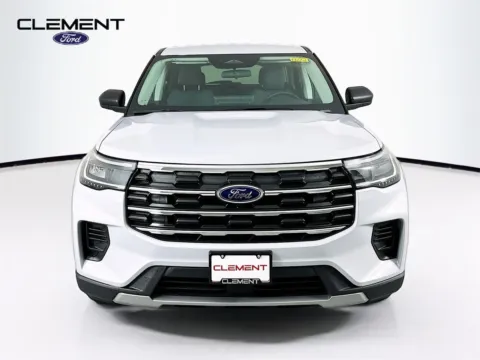 Photos of 2026 Ford Explorer Active for sale in Wentzville, MO at Clement Ford