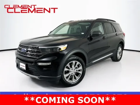 Black 2022 Ford Explorer XLT for sale in Wentzville, MO