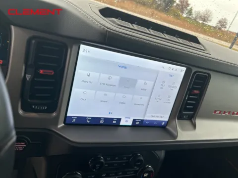 More photos of 2023 Ford Bronco Raptor at Clement Ford, MO