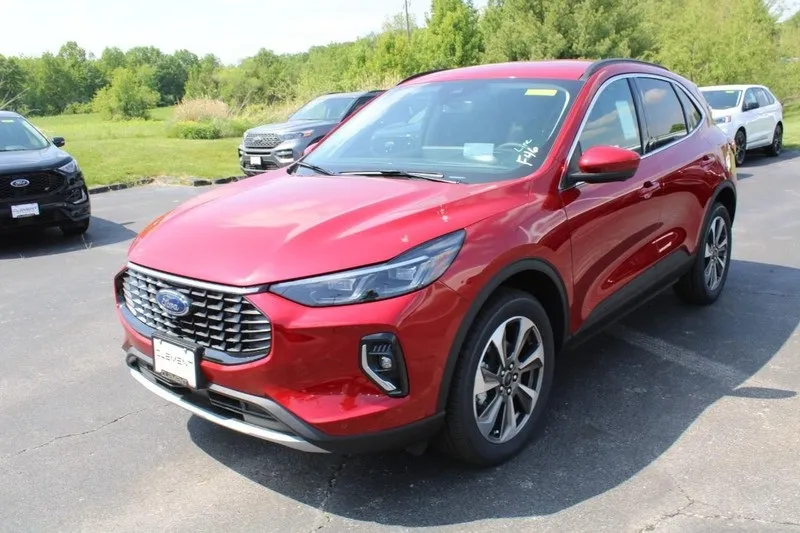 2023 Ford Escape Platinum for sale in Wentzville, MO