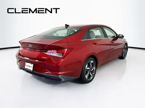 More photos of 2023 Hyundai Elantra Hybrid Limited at Clement Ford, MO