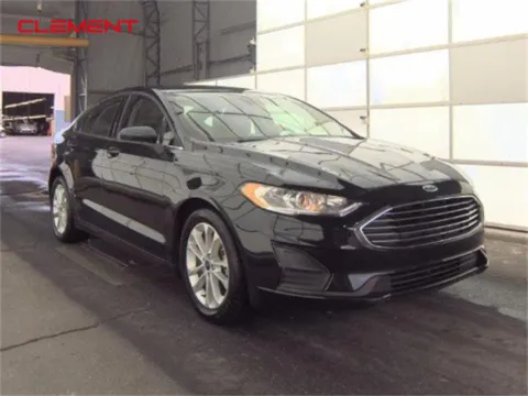 Photos of 2020 Ford Fusion SE for sale in Wentzville, MO at Clement Ford