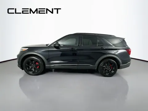 More photos of 2021 Ford Explorer ST at Clement Ford, MO