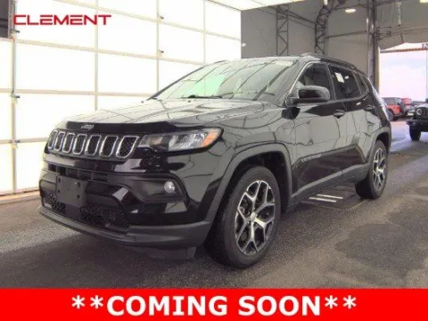 Black 2024 Jeep Compass Latitude for sale in Wentzville, MO