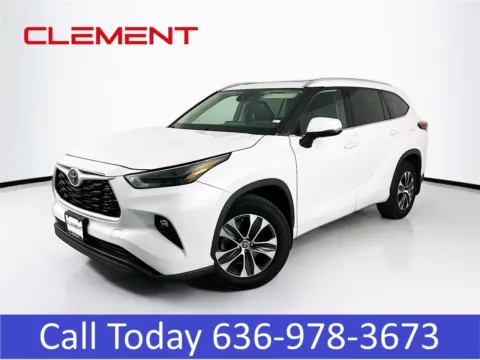 White 2022 Toyota Highlander XLE for sale in Wentzville, MO