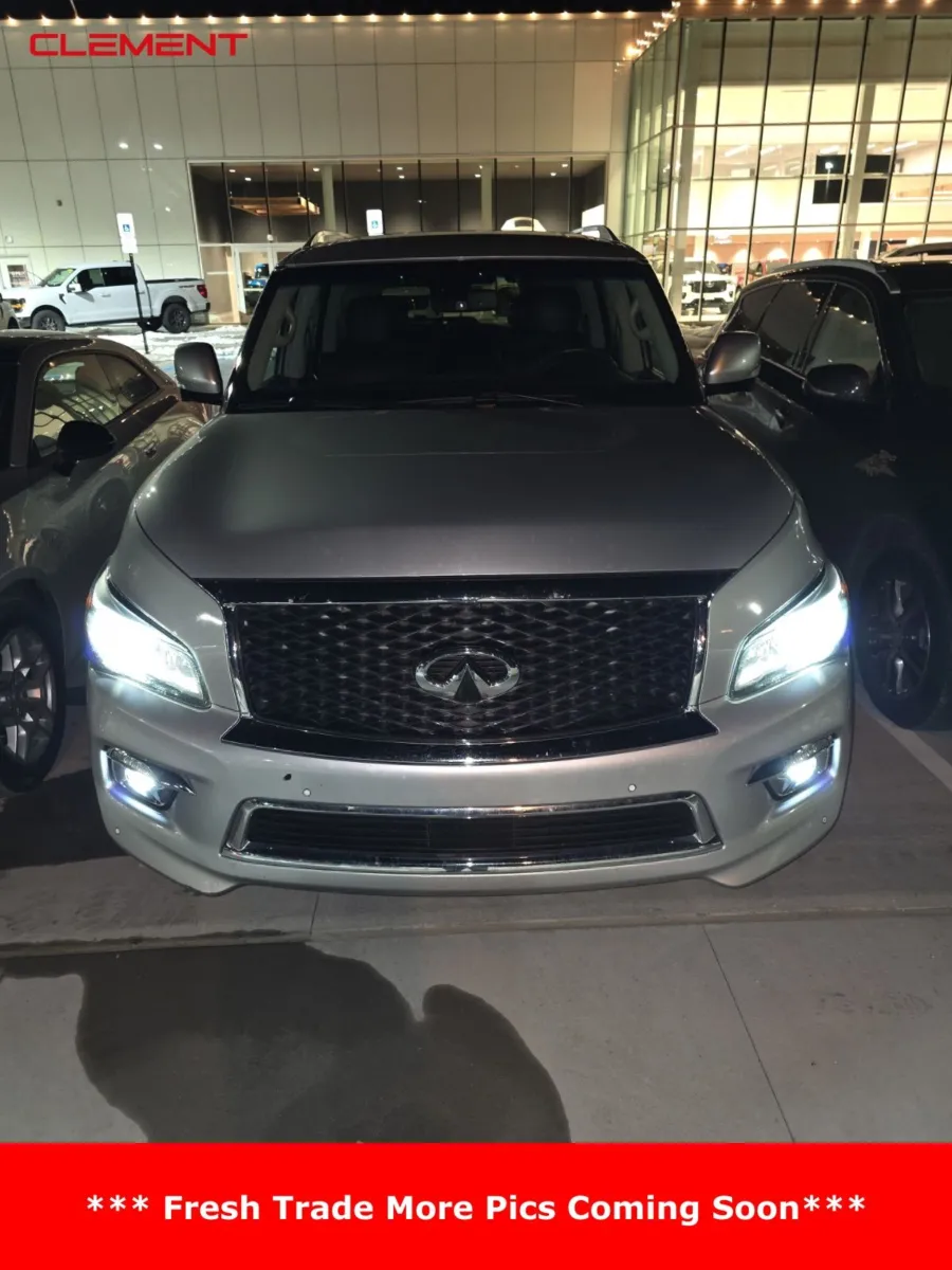 Silver 2017 INFINITI QX80 for sale in Wentzville, MO
