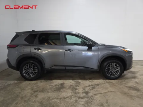 More photos of 2023 Nissan Rogue S at Clement Ford, MO