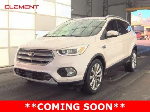 White 2018 Ford Escape Titanium for sale in Wentzville, MO