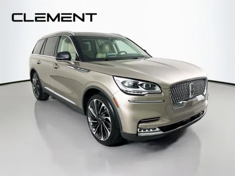 Another view of 2020 Lincoln Aviator Reserve for sale in Wentzville, MO at Clement Ford