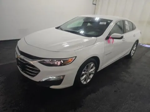 White 2023 Chevrolet Malibu LT for sale in Wentzville, MO