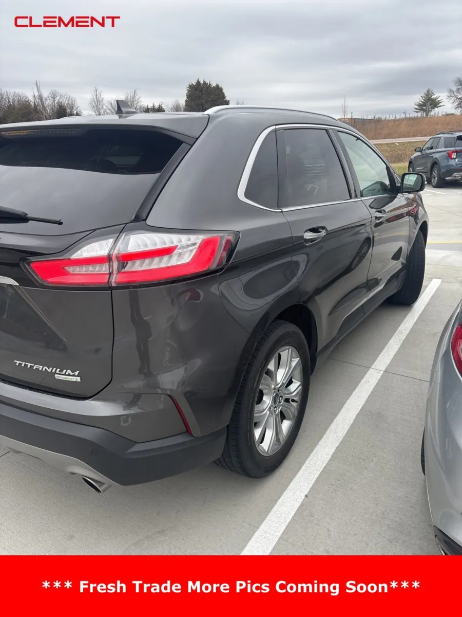 Gray 2020 Ford Edge Titanium for sale in Wentzville, MO