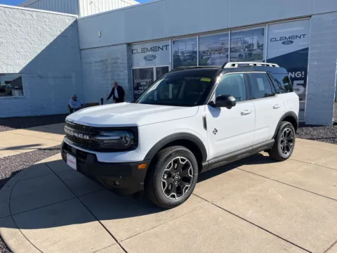 White 2025 Ford Bronco Sport Outer Banks for sale in Wentzville, MO