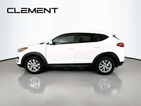 More photos of 2021 Hyundai Tucson SE at Clement Ford, MO