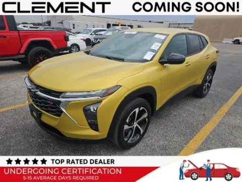 Yellow 2024 Chevrolet Trax 1RS for sale in Wentzville, MO