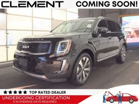 Black 2022 Kia Telluride S for sale in Wentzville, MO