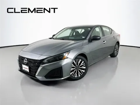 Gray 2024 Nissan Altima 2.5 SV for sale in Wentzville, MO