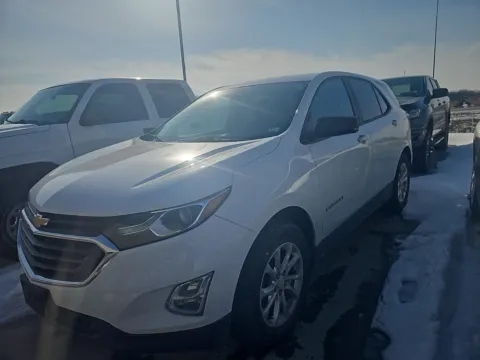 Photos of 2020 Chevrolet Equinox LS for sale in Wentzville, MO at Clement Ford