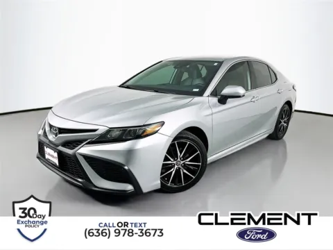 Silver 2021 Toyota Camry SE for sale in Wentzville, MO