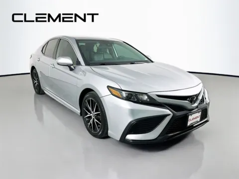 More photos of 2021 Toyota Camry SE at Clement Ford, MO