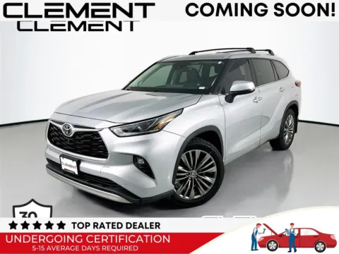 Green 2020 Toyota Highlander Platinum for sale in Wentzville, MO