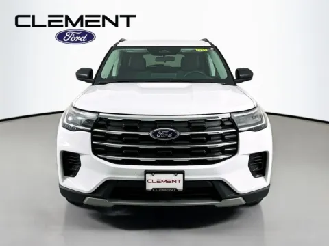 Photos of 2026 Ford Explorer Active for sale in Wentzville, MO at Clement Ford