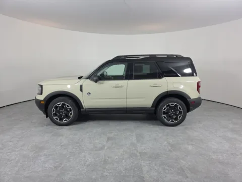 More photos of 2025 Ford Bronco Sport Outer Banks at Clement Ford, MO