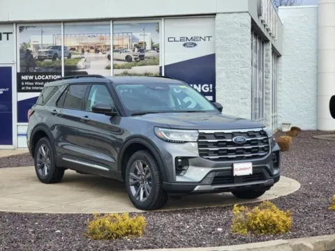 Gray 2025 Ford Explorer Active for sale in Wentzville, MO