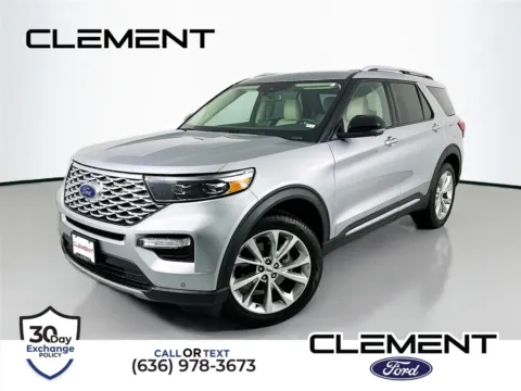 Silver 2021 Ford Explorer Platinum for sale in Wentzville, MO
