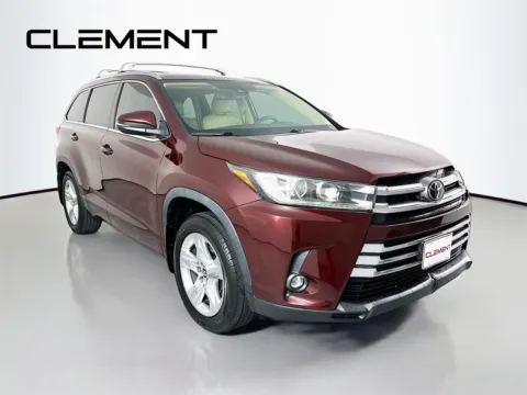 More photos of 2019 Toyota Highlander Limited at Clement Ford, MO