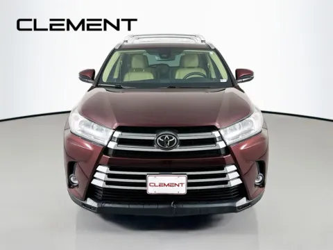 Another view of 2019 Toyota Highlander Limited for sale in Wentzville, MO at Clement Ford