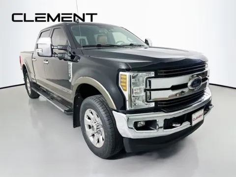 More photos of 2019 Ford F-250SD King Ranch at Clement Ford, MO