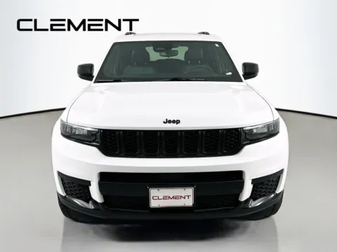 Another view of 2023 Jeep Grand Cherokee L Altitude for sale in Wentzville, MO at Clement Ford