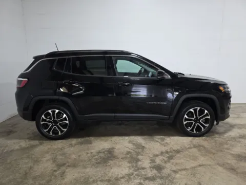 More photos of 2022 Jeep Compass Limited at Clement Ford, MO