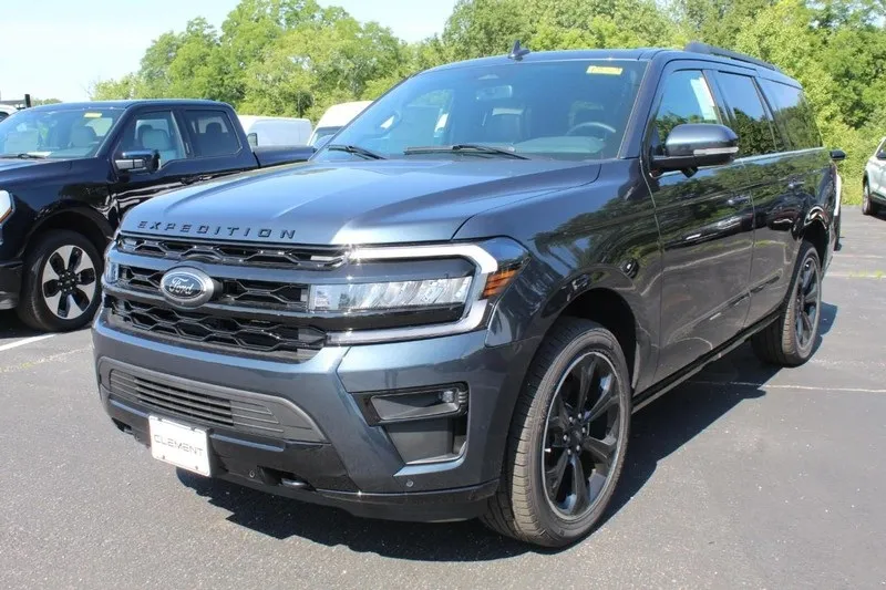 2023 Ford Expedition Limited for sale in O'Fallon, MO