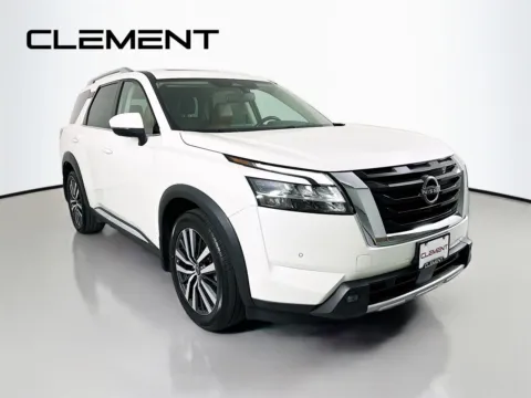 More photos of 2022 Nissan Pathfinder Platinum at Clement Ford, MO