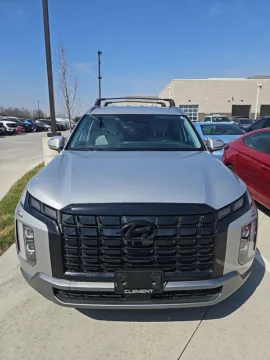 Silver 2023 Hyundai Palisade SEL for sale in Wentzville, MO