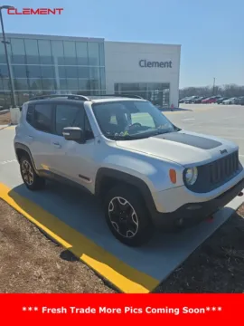 Silver 2017 Jeep Renegade Trailhawk for sale in Wentzville, MO