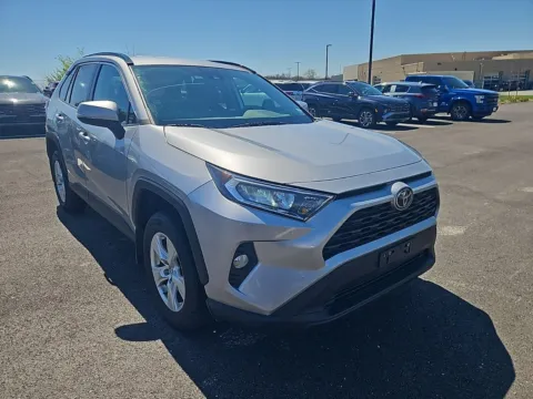 Silver 2021 Toyota RAV4 XLE for sale in Wentzville, MO