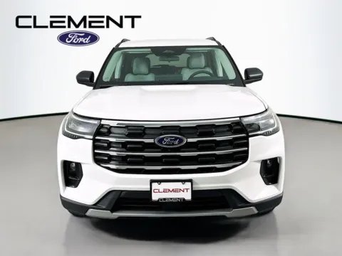 Photos of 2026 Ford Explorer Active for sale in Wentzville, MO at Clement Ford