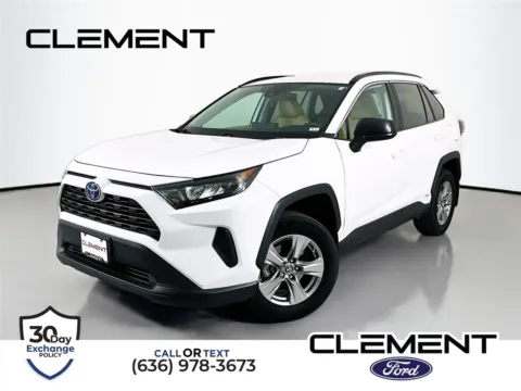 White 2022 Toyota RAV4 Hybrid LE for sale in Wentzville, MO