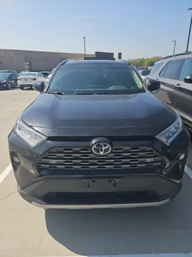 Black 2020 Toyota RAV4 Limited for sale in Wentzville, MO