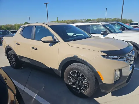 Photos of 2023 Hyundai Santa Cruz SEL for sale in Wentzville, MO at Clement Ford