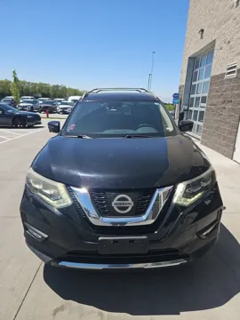 Black 2017 Nissan Rogue SL for sale in Wentzville, MO