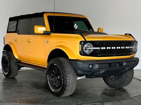 More photos of 2021 Ford Bronco Outer Banks at Clement Ford, MO