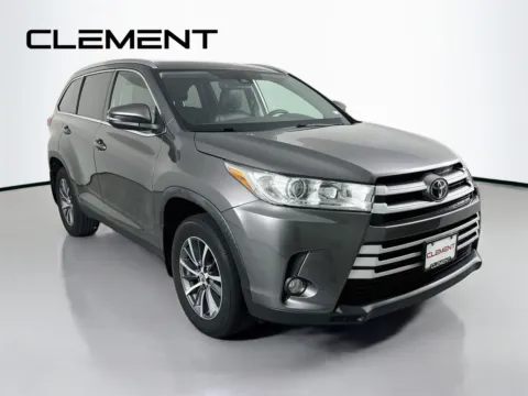 More photos of 2019 Toyota Highlander XLE at Clement Ford, MO